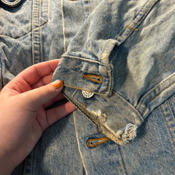 Jean jacket - Picture 4 of 8